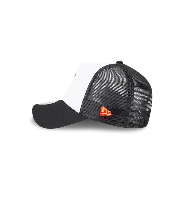 NEW ERA gorra DAFFY DUCK TRUCKER